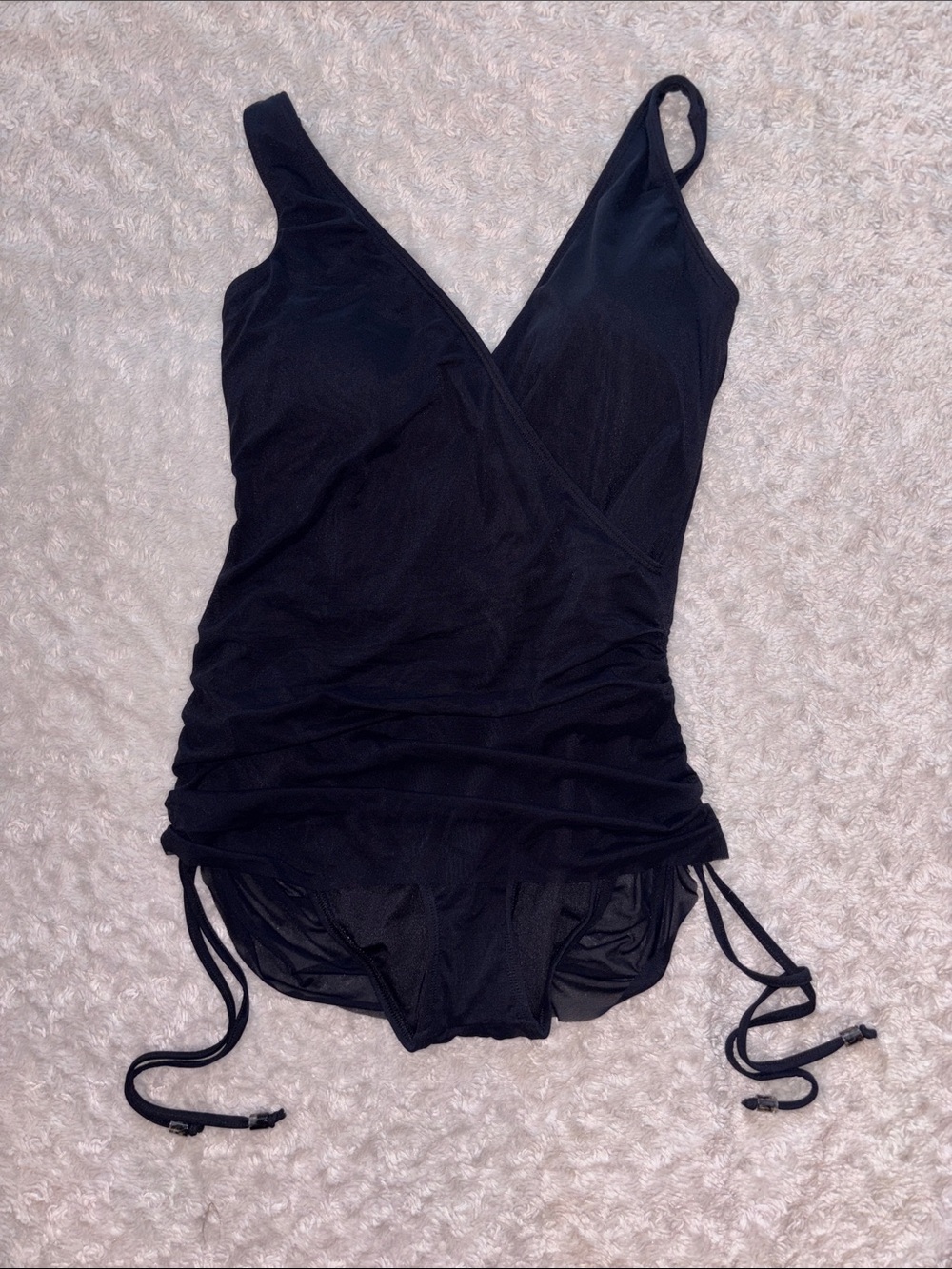 Carmen Marc Valvo Black One-Piece Ruched Swimsuit